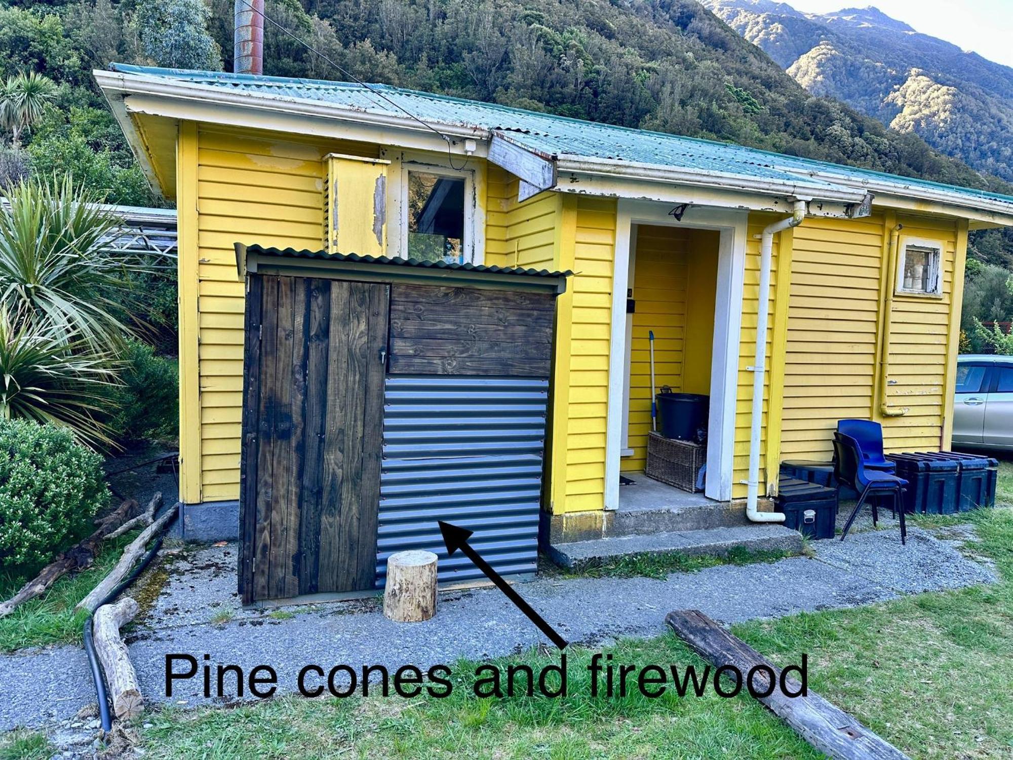 شقة Basic, Super 'Cosy' Cabin In The Middle Of National Park And Mountains Otira المظهر الخارجي الصورة